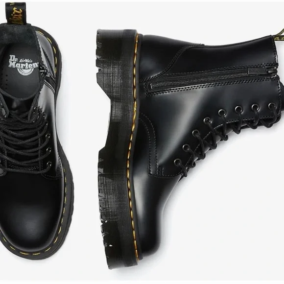 Dr. Martens Jadon leather platform boots - Picture 2 of 6